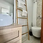 Alfama House Гостьовий будинок Лісабон