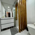Alfama House Гостьовий будинок Лісабон