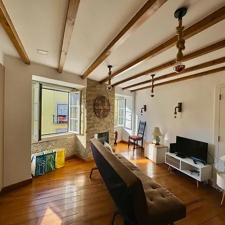 בית הארחה Alfama House ליסבון
