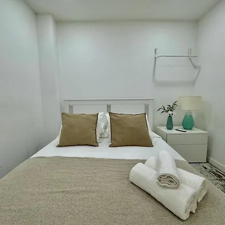 ゲストハウス Alfama House リスボン